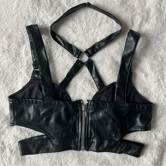 Dollskill - Dark Iconic Kinks Harness Bra - Picture 2 of 4